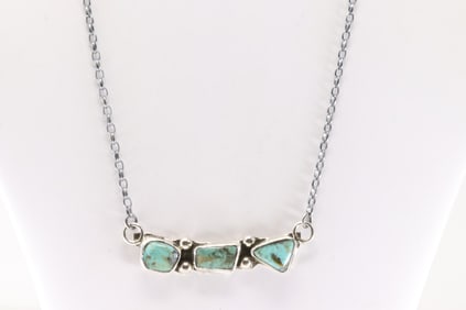 Native America Navajo Sterling Silver Kingman Turquoise Necklace By Jude Candelaria.