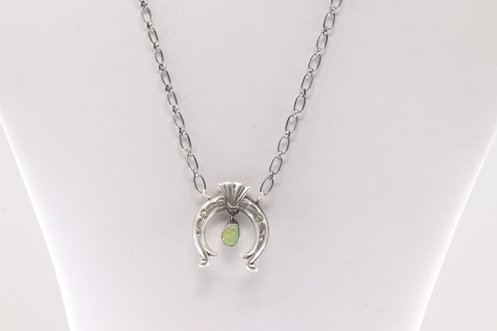 Native America Navajo Sterling Silver Palomino Naja Necklace By Gary Shorty.: This is a Native America Navajo Sterling Silver Palomino Naja Necklace By Gary Shorty. Necklace length: 18.00"