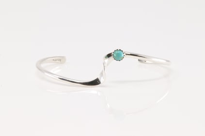 Native America Navajo Sterling Silver Turquoise Bracelet Cuff By Yolanda Skeets.