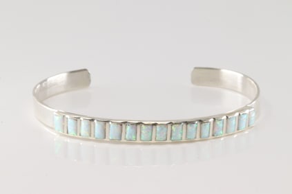 Native America Navajo Sterling Silver Opal Bracelet Cuff.