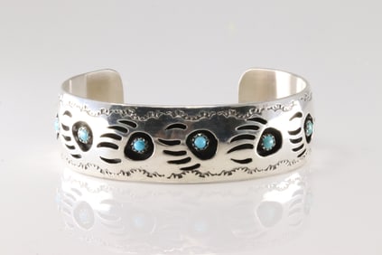 Native America Navajo Sterling Silver Bear Paw Turquoise Bracelet Cuff By Pearlene Spencer Talley.