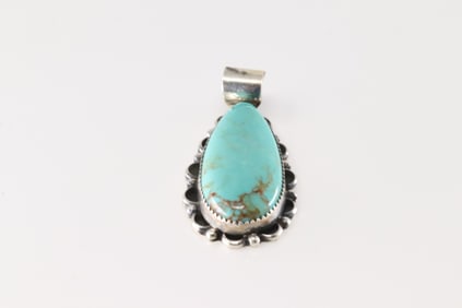 Native America Navajo Sterling Silver Kingman Turquoise Pendant By Freda Martinez.