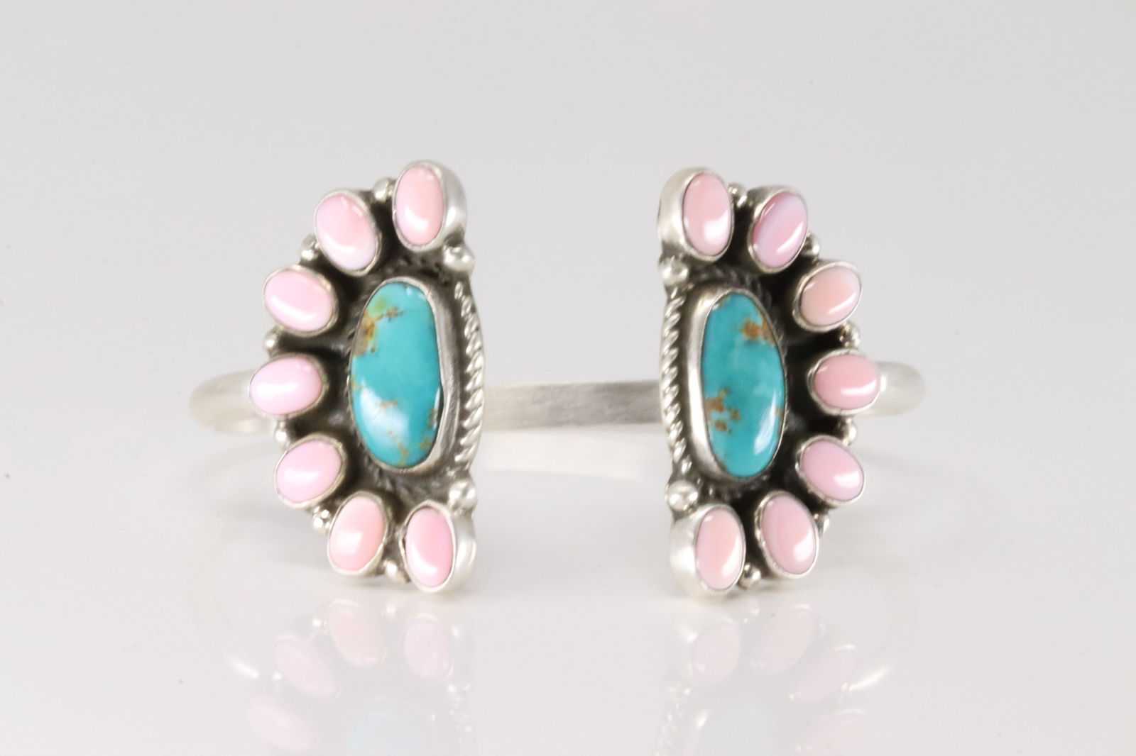 Native America Navajo Sterling Silver Pink Conch Shell & Turquoise Bracelet Cuff By Geraldine James. (1 of 4)