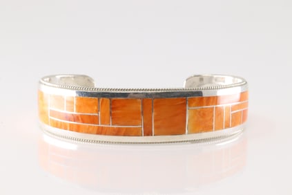 Native America Zuni Sterling Silver Spiny Osyter Inlay Bracelet By Glendora Booqua.