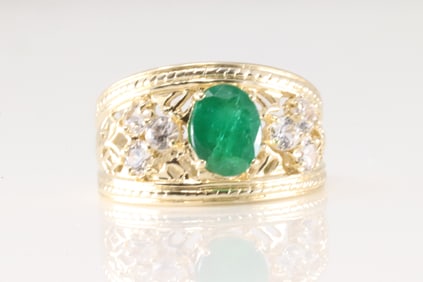 Emerald & Dimaond Ring 10Kt.