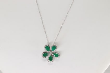 Emerald & Diamond Flower Pendant / Necklace 14Kt.