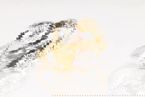 Vintage Art Deco Diamond Ring 14Kt.: Ladies 14Kt Yellow Gold Art Deco Diamond Ring. This beautiful ring has an modern design with 8 old cut diamonds. Diamonds weight approx: 1.75cttw. Ring size: 8.00. Total weight: 4.40 Grams.