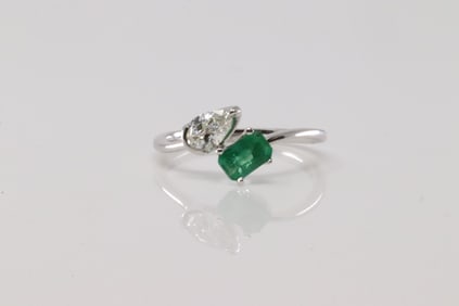 Emerald & Diamond Ring 14Kt.
