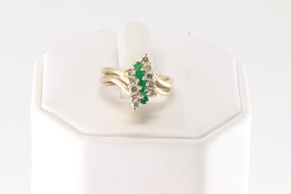 Emerald & Diamond Ring 14Kt.