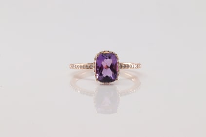 Amethyst & Diamond Ring 10Kt.