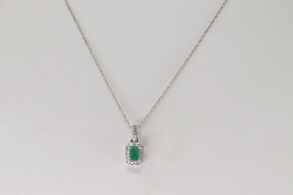Emerald & Diamond Pendant / Necklace 14Kt.