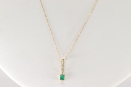 Emerald & Diamond Pendant / Necklace 14Kt.