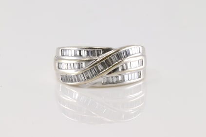 Wedding Baguette Diamond Ring 18Kt.