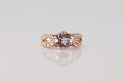 Amethyst & Diamond Ring 14Kt.