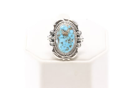Native America Navajo Sterling Silver Turquoise Ring By Daniel Benally.