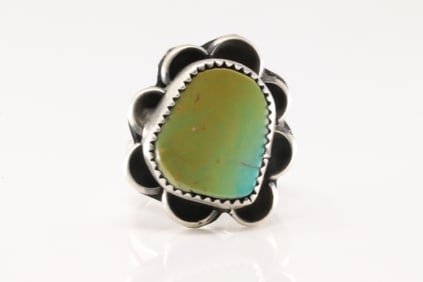 Native America Navajo Sterling Silver Kingman Turquoise Ring By Virginia Hinio.
