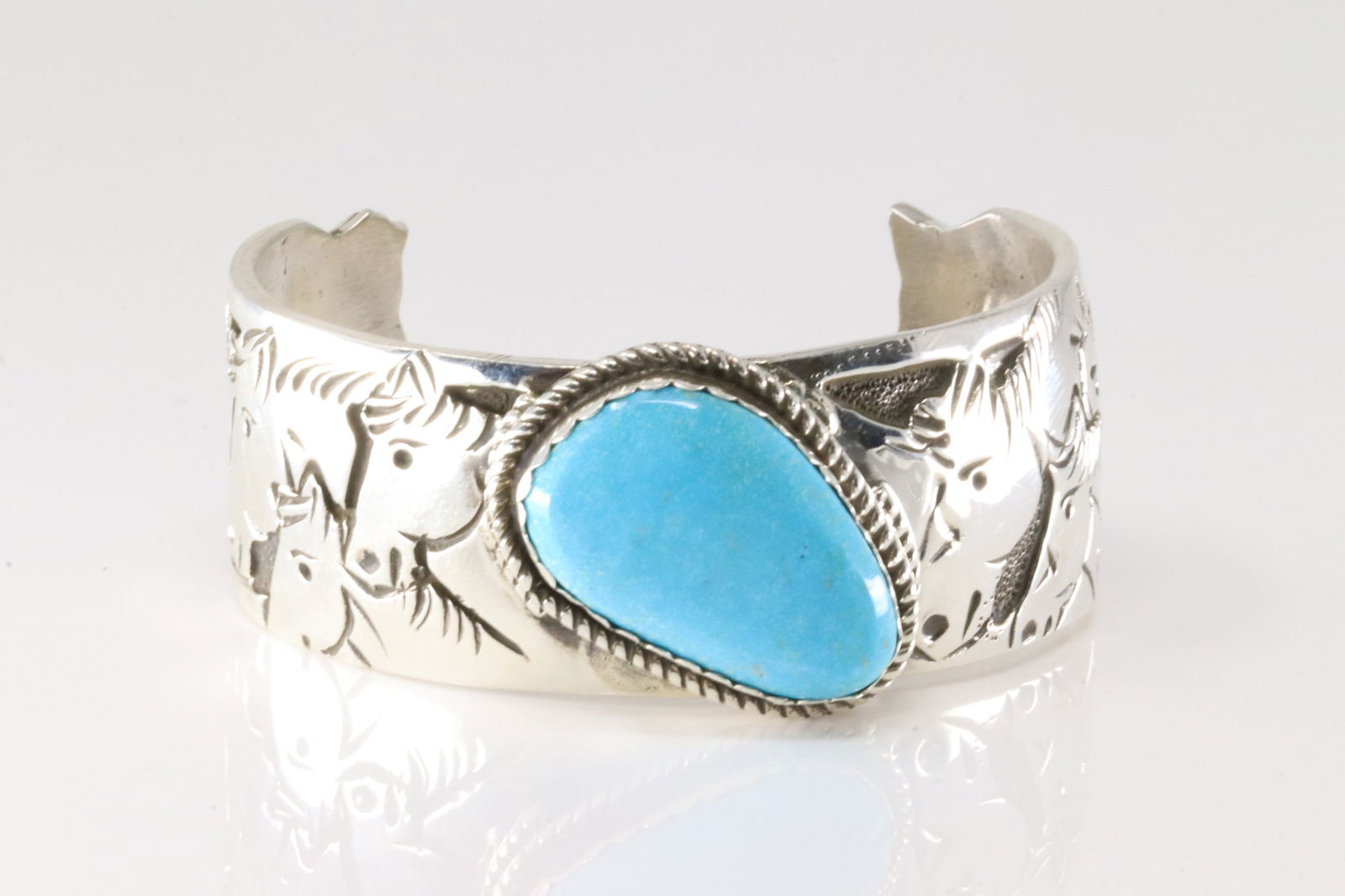 Native America Navajo Sterling Silver Kingman Turquoise Horse Bracelet Cuff By B. (1 of 4)
