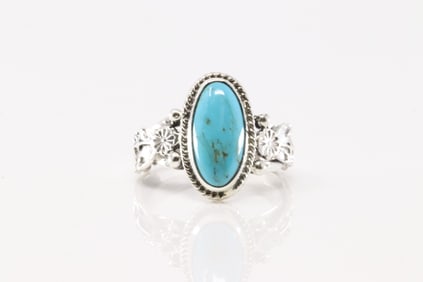 Native America Navajo Sterling Silver Turquosie Ring By Annette Chiquito.