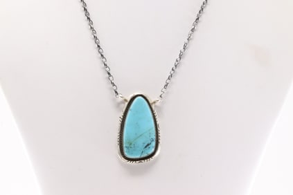 Native America Navajo Sterling Silver Campitos Turquoise Necklace By Alfred Martinez.