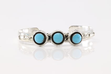Native America Navajo Sterling Silver Turquoise Bracelet Cuff By Suzanna Johnson.