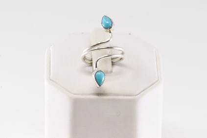 Native America Navajo Sterling Silver Turquoise Ring By Myra Benally.