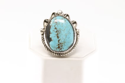 Native America Navajo Sterling Silver Kingman Turquoise Ring By V.H.