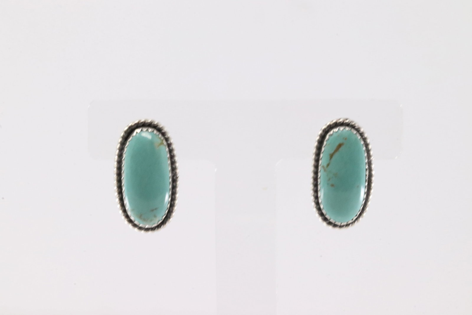 Native America Navajo Sterling Silver Kingman Turquoise Post Earring's By Virginia Becenti.: This is a Native America Navajo Sterling Silver Kingman Turquoise Post Earring's By Virginia Becenti.