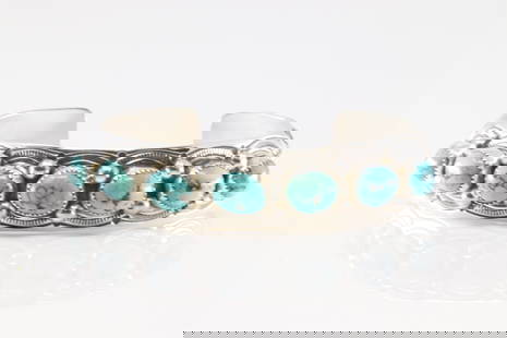 Native America Navajo Sterling Silver Turquoise Bracelet Cuff By G.S.: This is a Native America Navajo Sterling Silver Turquoise Bracelet Cuff By G.S.