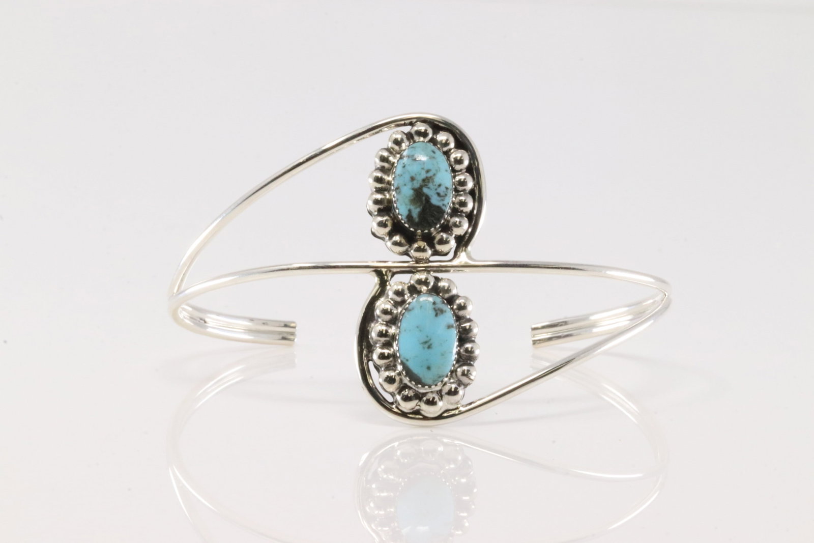 Native America Navajo Sterling Silver Turquoise Bracelet Cuff By Sadie Jim.: This is a Native America Navajo Sterling Silver Turquoise Bracelet Cuff By Sadie Jim.