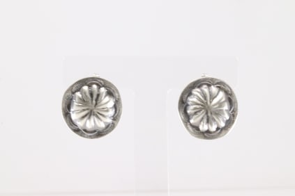 Native America Navajo Sterling Silver Post Earring's By Joan Begay.