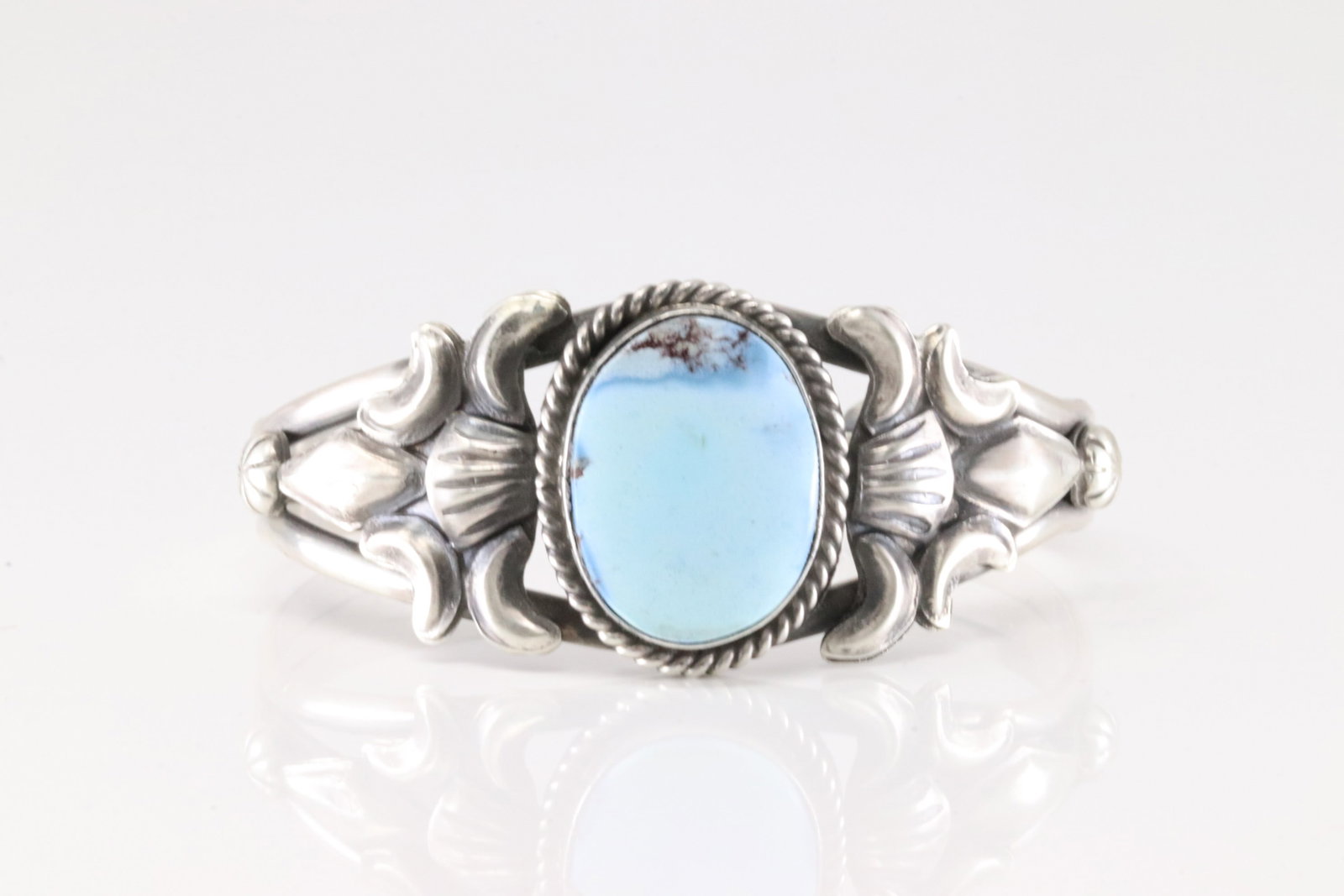 Native America Navajo Sterling Silver Golden Hill Turquoise Bracelet Cuff By M.: This is a Native America Navajo Sterling Silver Golden Hill Turquoise Bracelet Cuff By M.