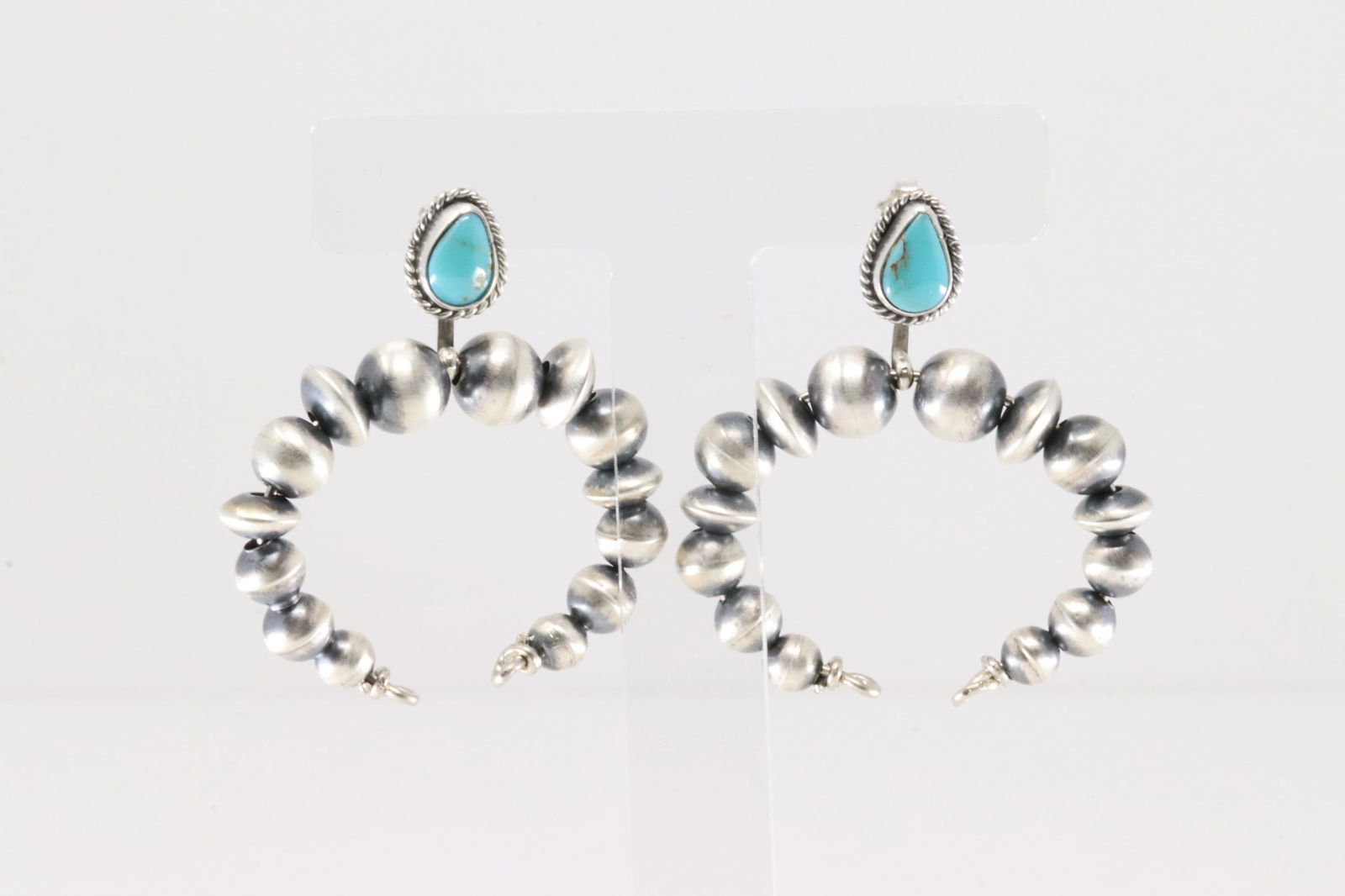 Native America Navajo Sterling Silver Turquoise / Beaded Naja Post / Dangling Earring's By Amanda: This is a Native America Navajo Sterling Silver Turquoise / Beaded Naja Post / Dangling Earring's By Amanda Larry.