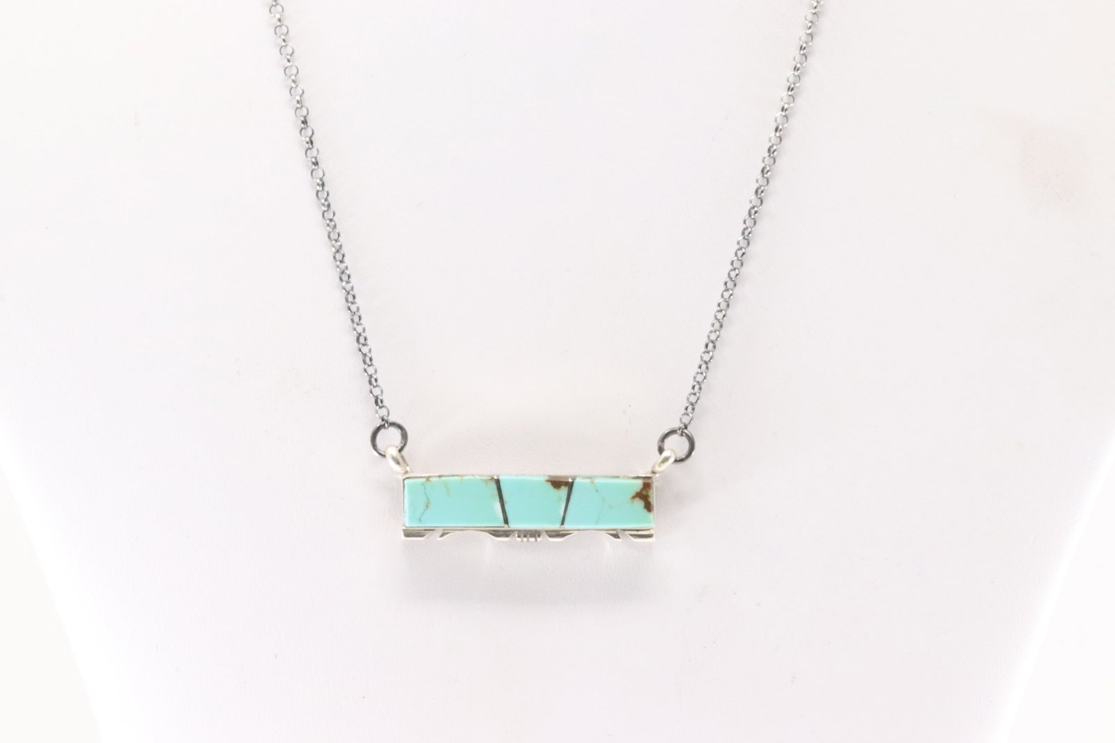 Native America Navajo Sterling Silver Number 8 Turquoise Inlay Necklace By Steve Francisco.: This is a Native America Navajo Sterling Silver Number 8 Turquoise Inlay Necklace By Steve Francisco. Necklace length: 18.00"