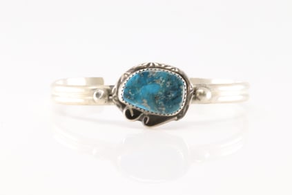 Native America Navajo Sterling Silver Kingman Turquoise Bracelet Cuff By Juidth Dixon.