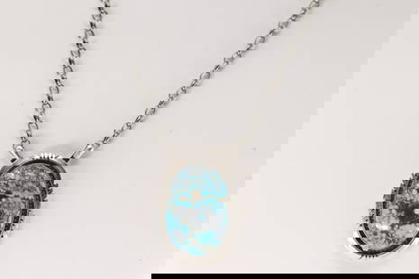 Native America Navajo Sterling Silver Number 8 Turquoise Necklace By Alfred Martinez.: This is a Native America Navajo Sterling Silver Number 8 Turquoise Necklace By Alfred Martinez. Necklace length: 16.00"