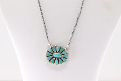 Native America Navajo Sterling Silver Kingman Turquoise Necklace By Alicia Wilson.