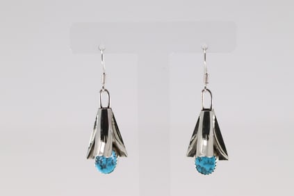 Native America Navajo Sterling Silver Turquoise Dangling Earring's By Louise Yazzie.