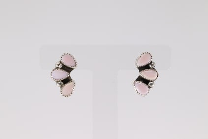 Native America Navajo Sterling Silver Pink Conch Shell Post Earring's By Maxine Ramirez.