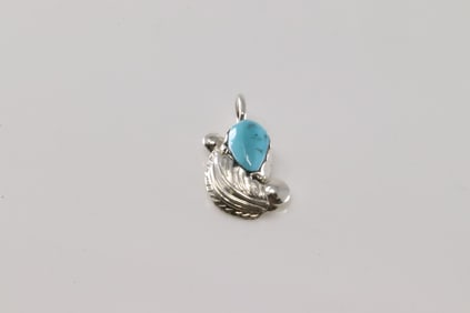 Native America Navajo Sterling Silver Turquoise Pendant By Simplico.