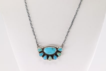 Native America Navajo Sterling Silver Kingman Turquoise Necklace By Geraldine James.