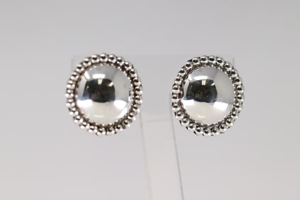Native America Navajo Sterling Silver Solid Post Earring's By Lorraine Chee.