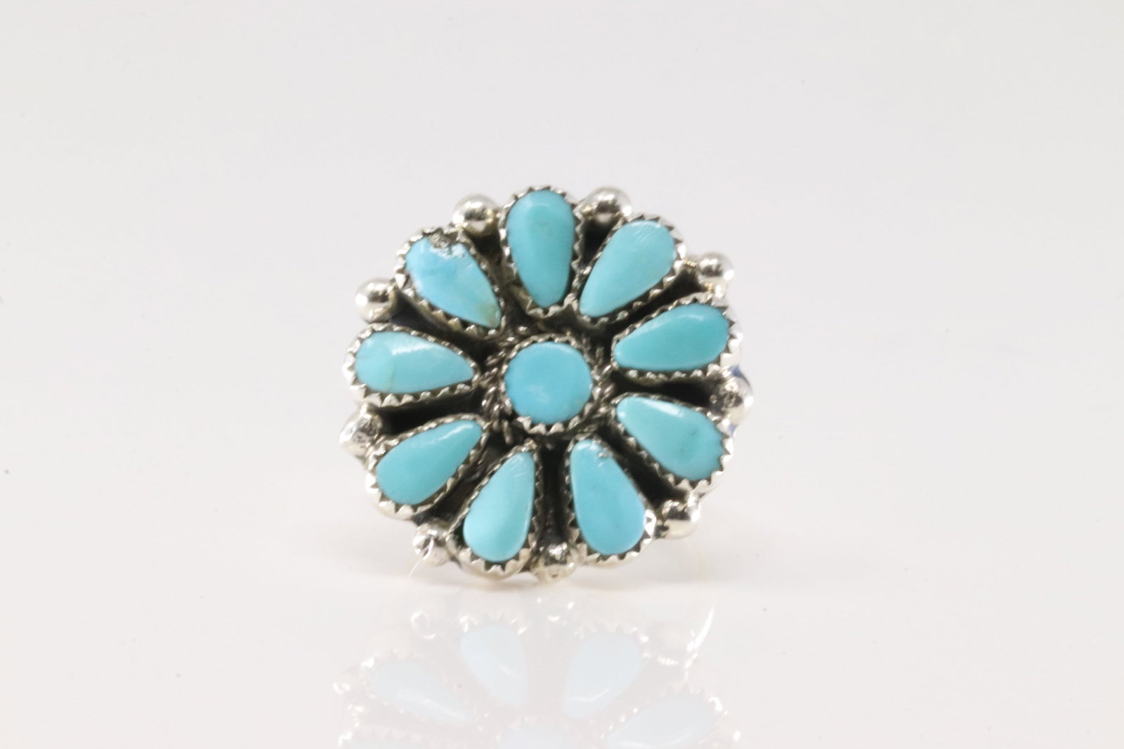 Native America Navajo Sterling Silver Turquoise Ring By Alicia Wilson.: This is a Native America Navajo Sterling Silver Turquoise Ring By Alicia Wilson. Ring size: 7.25.