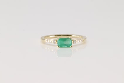 Emerald & Diamond Ring 14Kt.