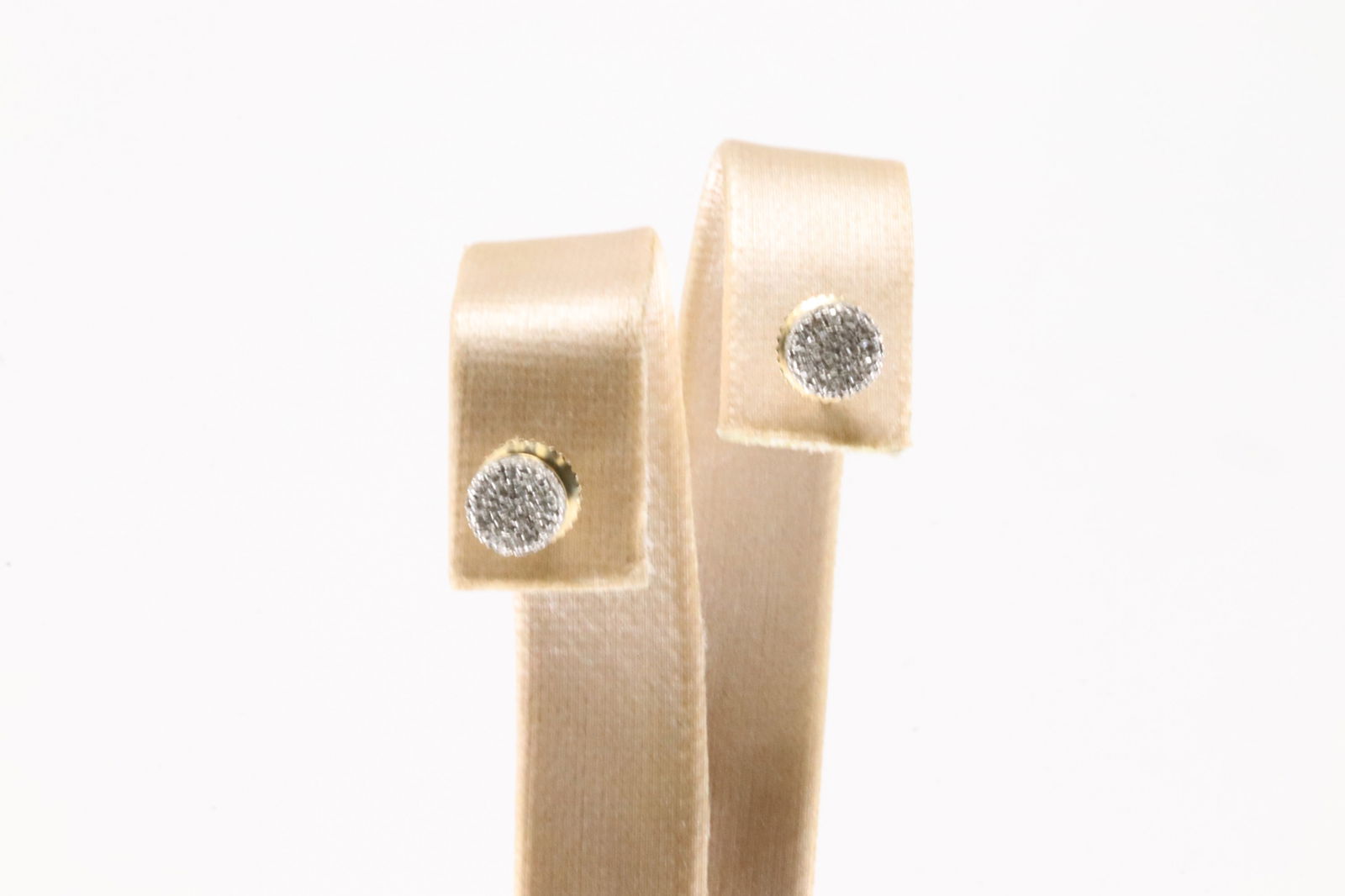Diamond Stud Earring 14Kt. (1 of 3)