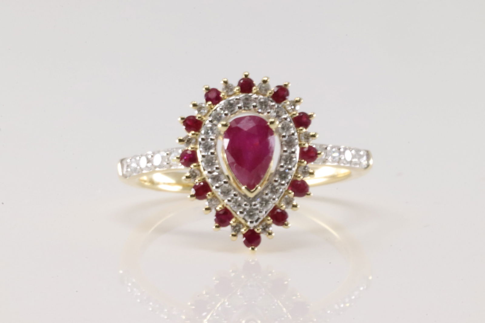 Ruby & Diamond Ring 14Kt. (1 of 4)