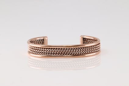 Native America Navajo Copper Bracelet Cuff By Elaine Tahe.