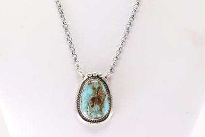 Native America Navajo Sterling Silver Kingman Turquoise Necklace By Alfred Martinez.