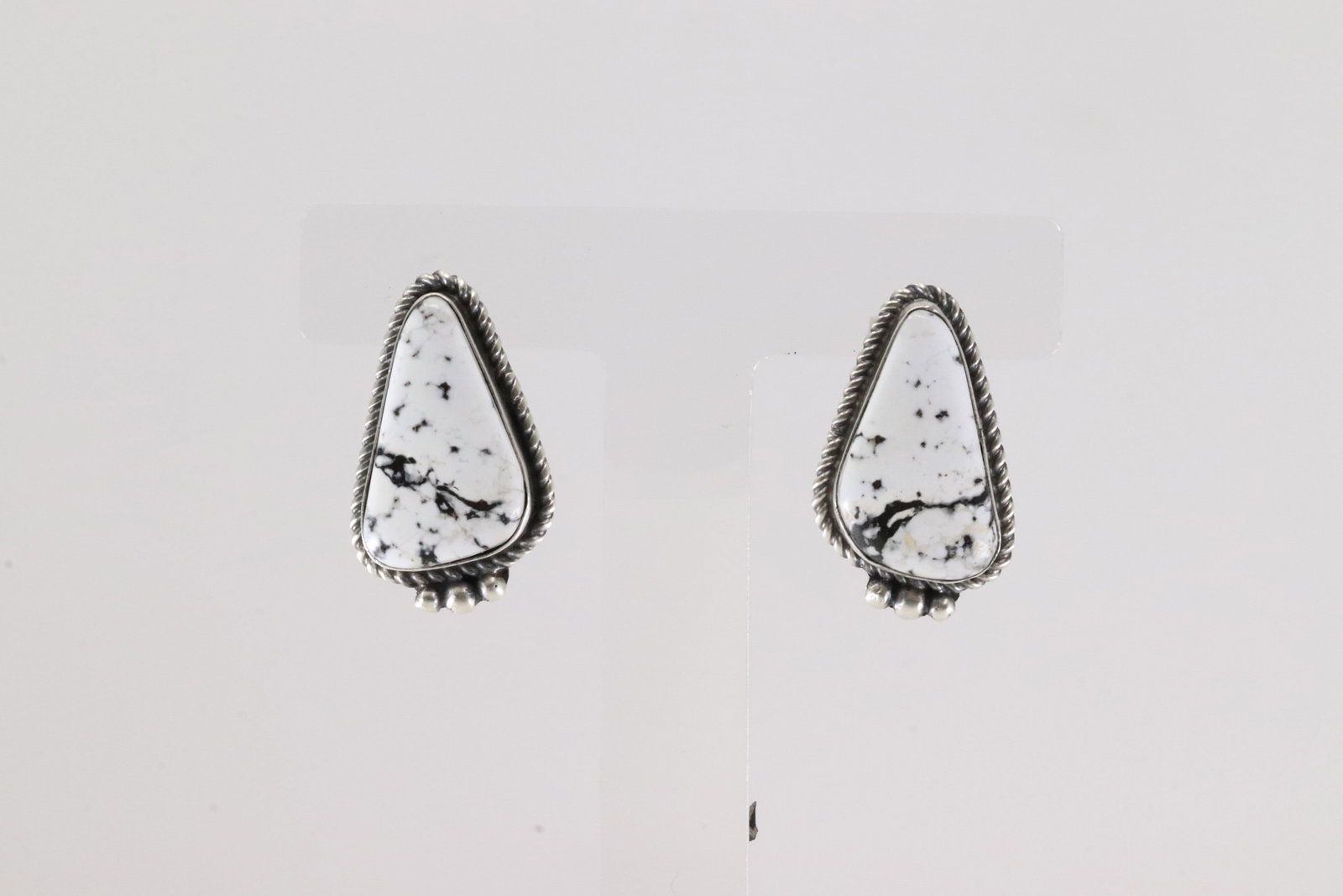 Native America Navajo Sterling Silver White Buffalo Post Earring's By Judith Dixon.: This is a Native America Navajo Sterling Silver White Buffalo Post Earring's By Judith Dixon.