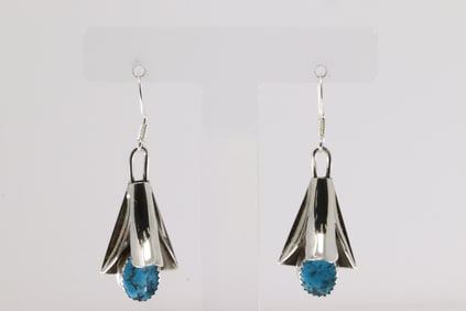 Native America Navajo Sterling Silver Turquoise Dangling Earring's By Louise Yazzie.