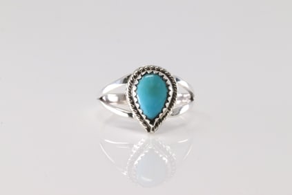 Native America Navajo Sterling Silver Turquoise Ring By Jerold Joe.